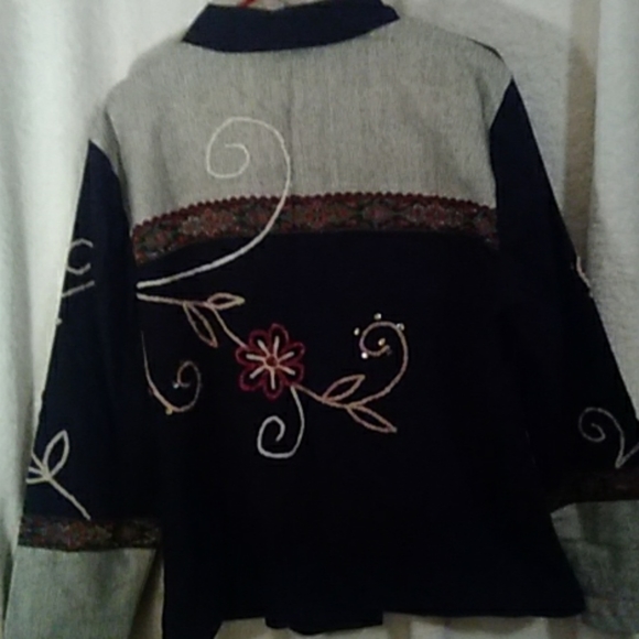 Draper's & Damon's Sequined & Embroidery jacket - Picture 3 of 3